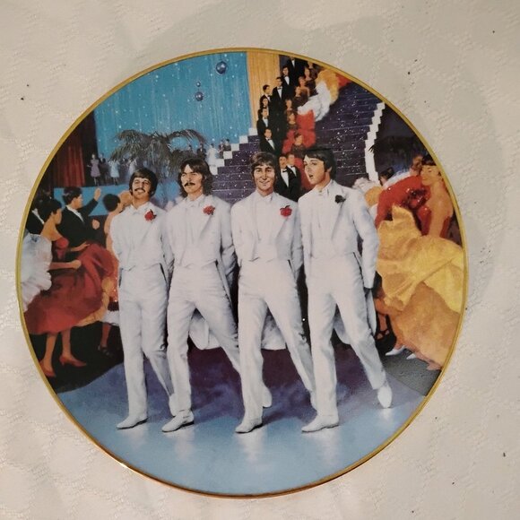 1993 The Beatles "Magical Mystery Tour" Collector's Plate - Picture 3 of 10